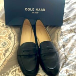 COLE HAAN Leather Black Loafers Women’s size 9.5 .